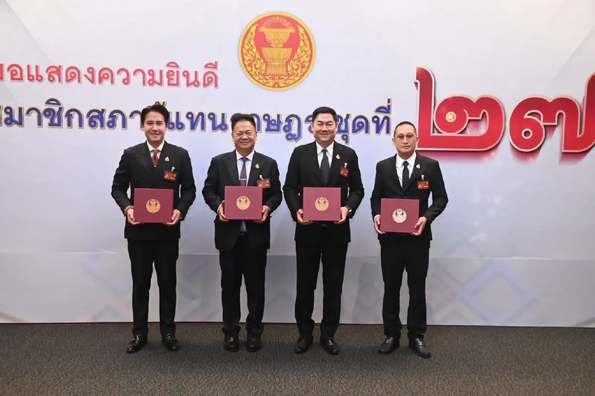 ศึกในค่ายแดง ‘ขุนพลอีสาน’ ชิงโควตารมต.‘สายนาย-สายทุน’