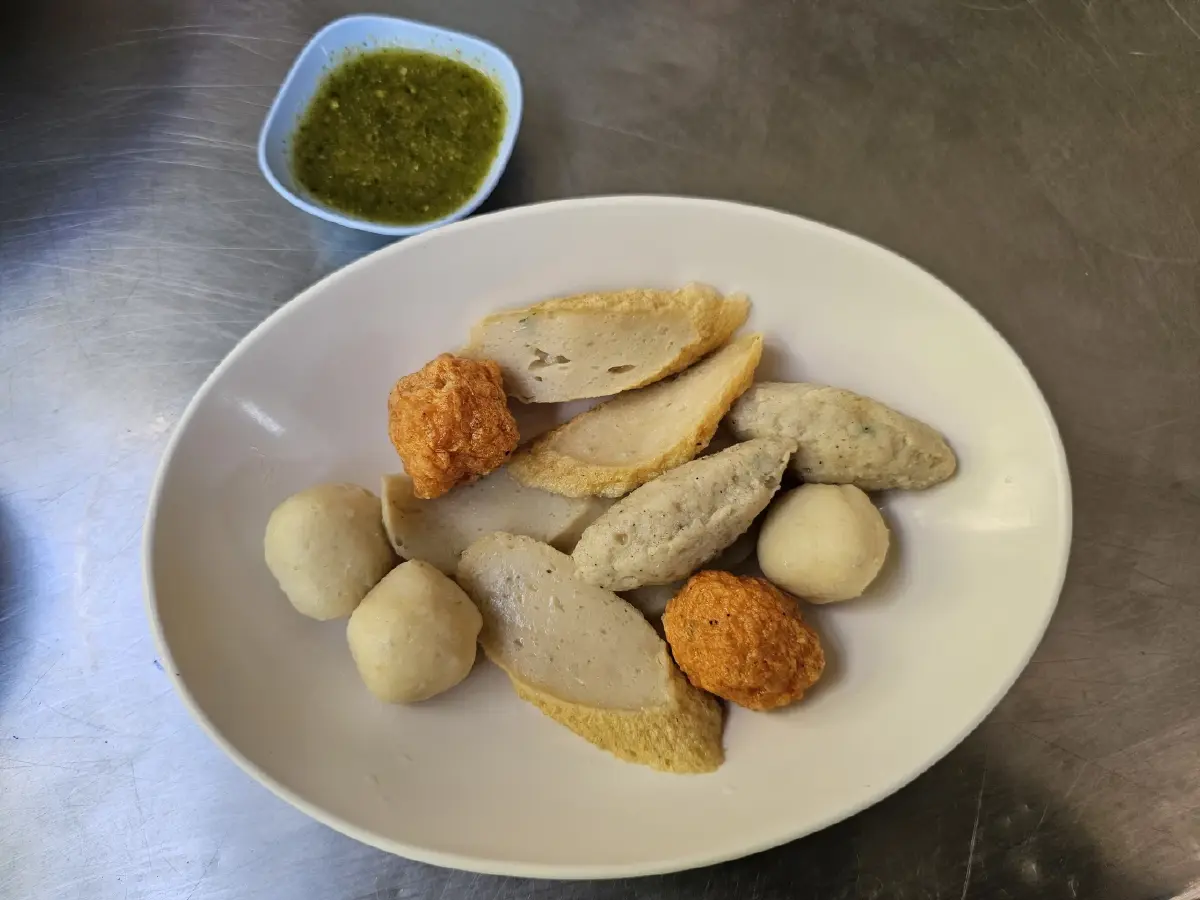 ‘หยูง้วน’ ก๋วยเตี๋ยวลูกชิ้นปลาเซ็นต์หลุยส์ ตำนาน 70 ปี