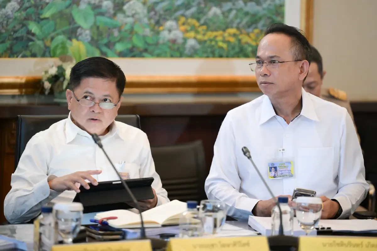 นายกฯ ถกผู้ว่าฯ 76 จังหวัด-กทม. สางปมน้ำมันแพง-ฟันพวกกักตุนสินค้า