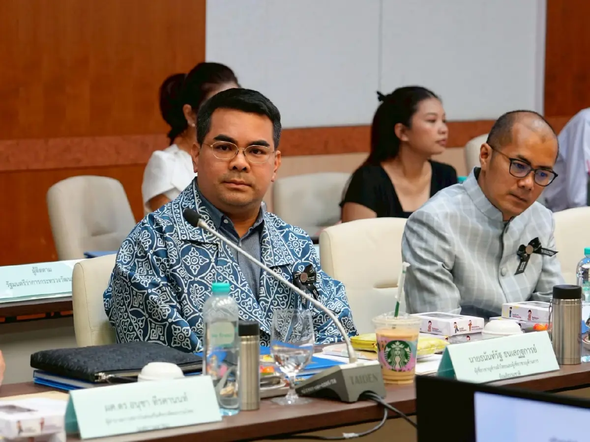 'ซาบีดา' เดินหน้าโรดโชว์   'ชุดไทยพระราชนิยม' ก่อนขึ้นทะเบียนมรดกโลก