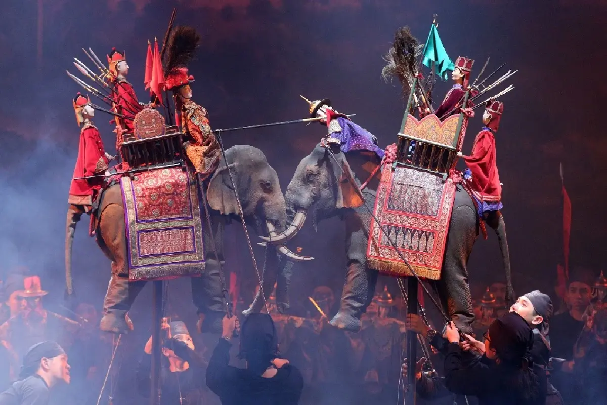 9 เรื่อง อ.จักรพันธุ์ โปษยกฤต ผ่าน 'พิพิธภัณฑ์จักรพันธุ์ โปษยกฤต'