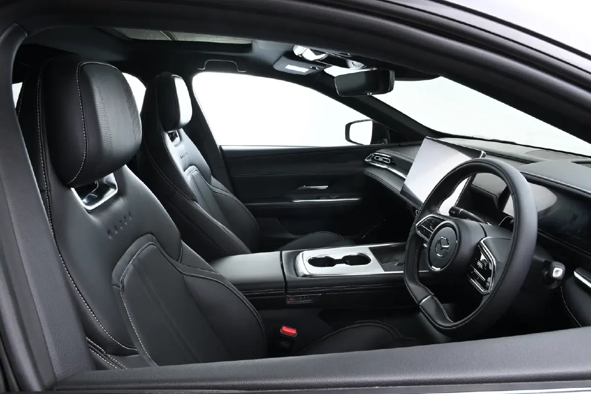 'Mazda 6e'  บาลานซ์ดี คอนโทรลง่าย อีวี คันแรก ไม่ทิ้ง 'DNA' มาสด้า