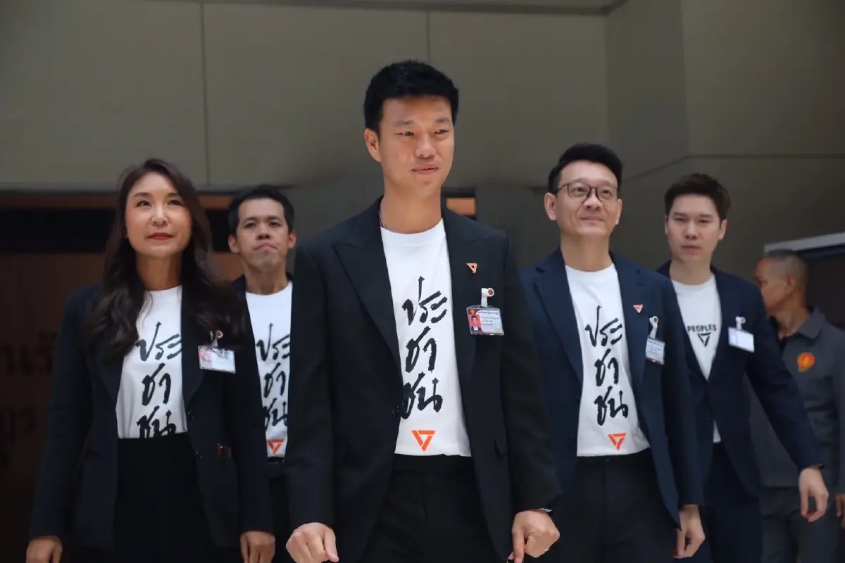 วัดพลัง ‘3 ก๊ก’ฝ่ายค้าน  ‘ส้ม-เขียว-ฟ้า’ ชำแหละ‘น้ำเงิน’