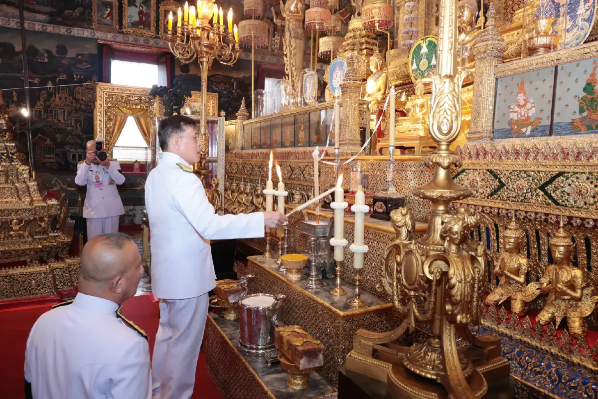 ในหลวง-พระราชินี เสด็จฯ ทรงบำเพ็ญพระราชกุศลมาฆบูชา พุทธศักราช 2569