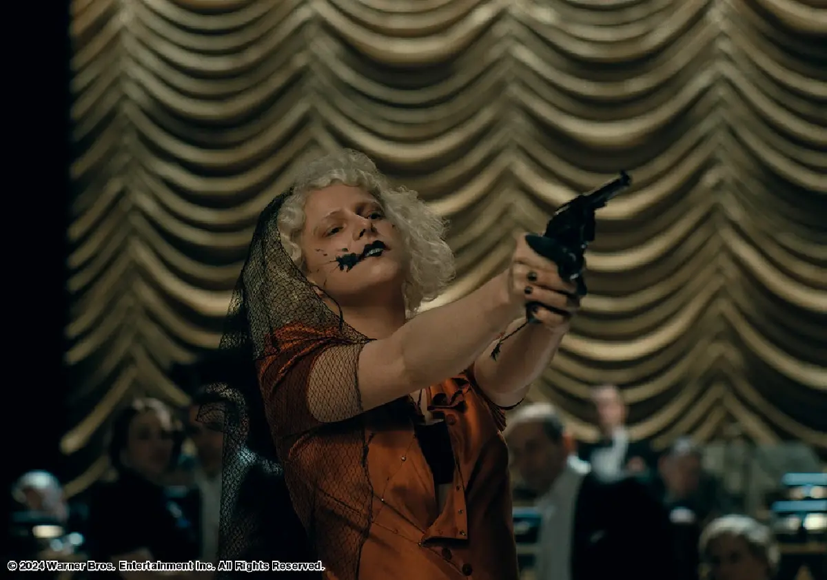 The Bride! ดาร์กโรแมนซ์ของ ‘แฟรงเกนสไตน์’ และ ‘เจ้าสาว’ ของเขา