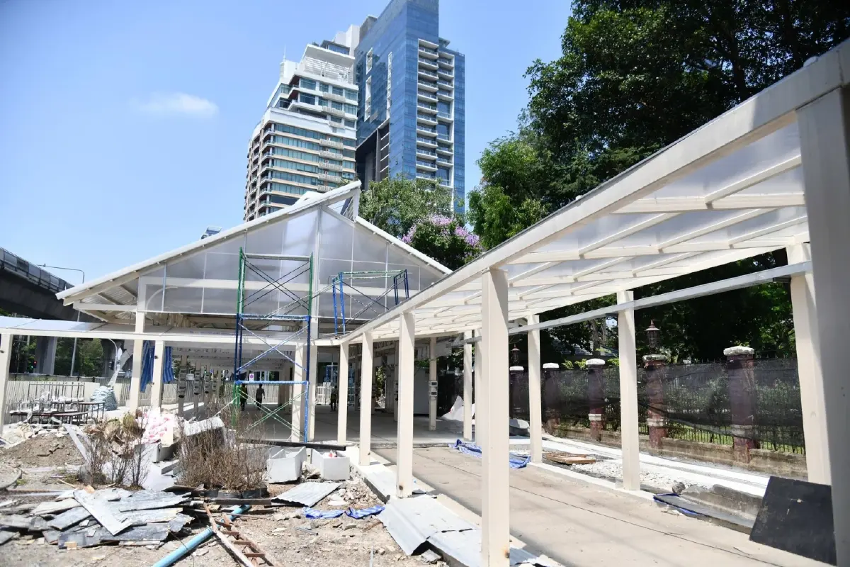 ศูนย์อาหาร Hawker Center สวนลุม คืบหน้า 95% พร้อมเปิด พ.ค.นี้