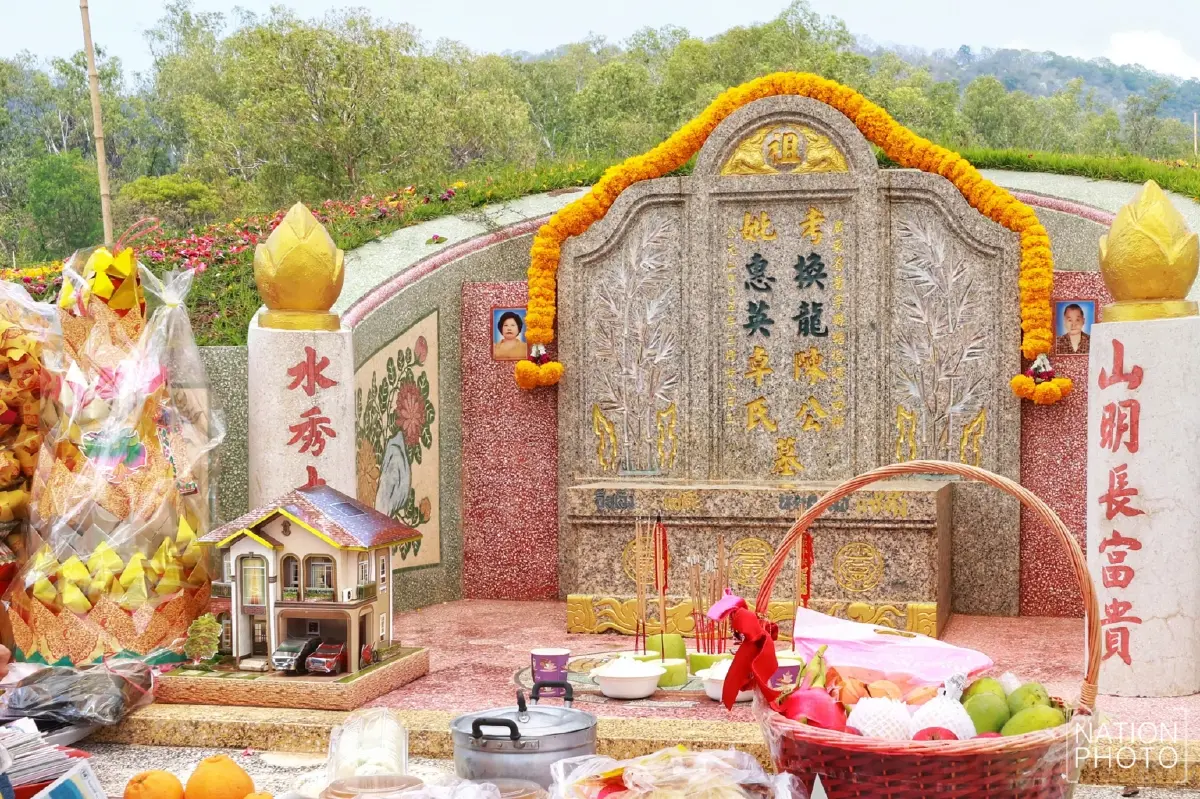 'เช็งเม้ง' เทศกาลรำลึกถึงบรรพบุรุษ ท่ามกลางราคาน้ำมันขึ้นแรง