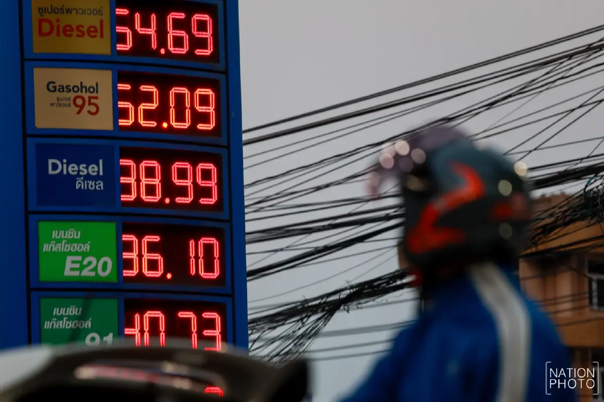 อยู่ให้ได้! เลิกตรึงราคาน้ำมันขึ้น 6 บาท ประชาชนโอด แพงก็ต้องเติม