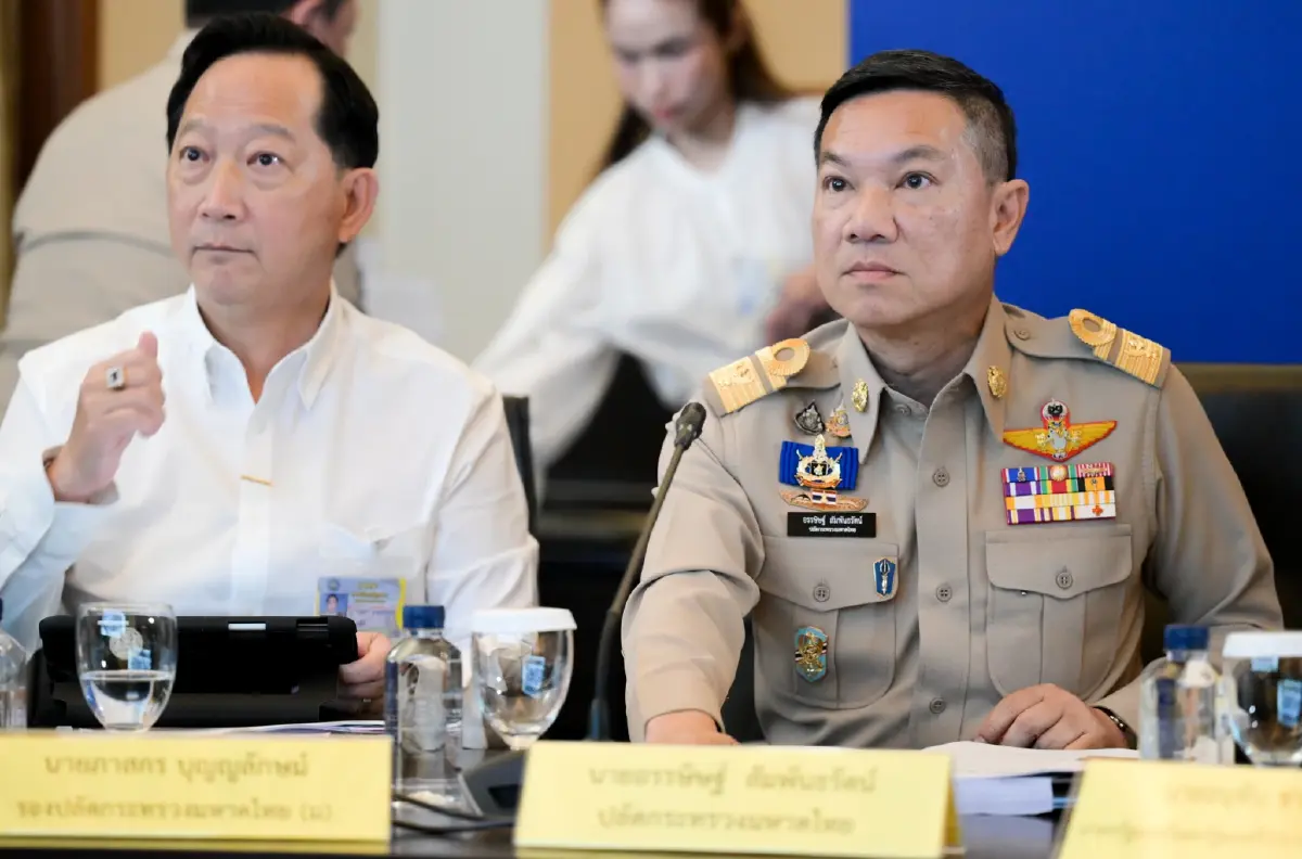 นายกฯ ถกผู้ว่าฯ 76 จังหวัด-กทม. สางปมน้ำมันแพง-ฟันพวกกักตุนสินค้า