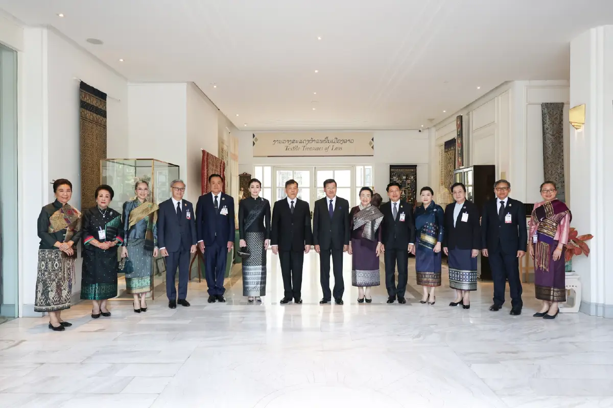 ในหลวง-พระราชินี เสด็จฯ เยือนสาธารณรัฐประชาธิปไตยประชาชนลาวอย่างเป็นทางการ เป็นวันที่สอง