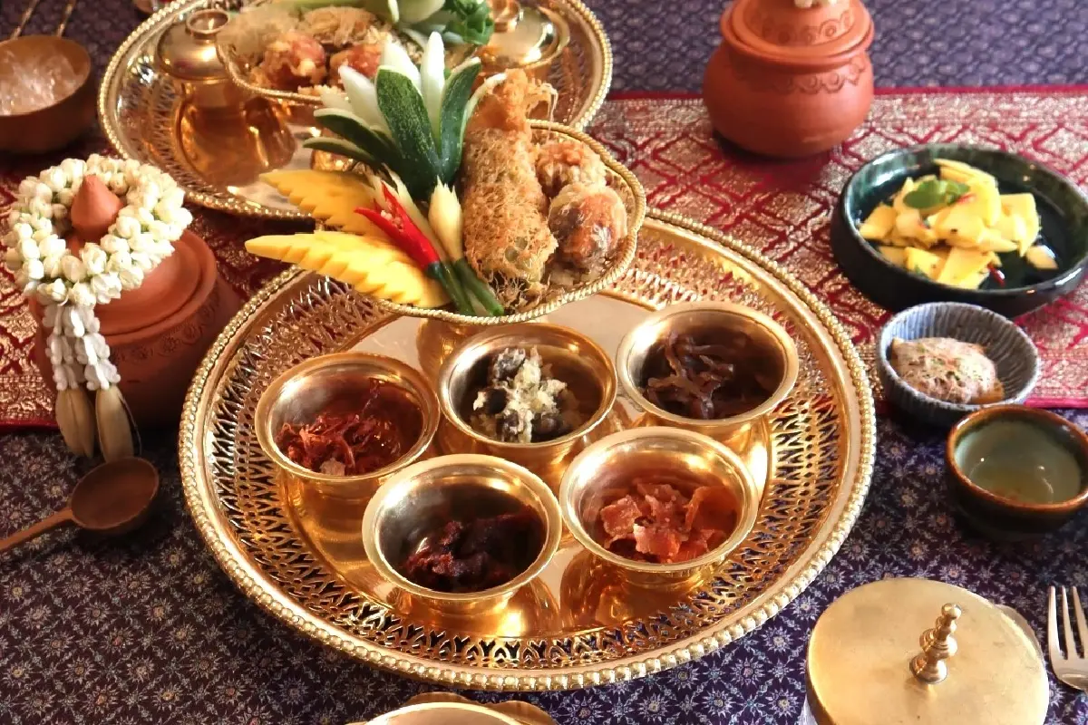 ชิม ‘ข้าวแช่’ บ้านวรรณรัตน์หลาน ‘แม่ศิริบางลำพู’ สูตรดั้งเดิม