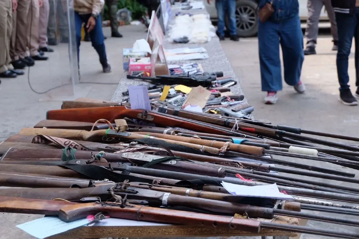 กวาดล้างยาเสพติด 6 เดือน จับกุมกว่า 1,900 ราย ยึดยาบ้าเกิน 6 แสนเม็ด