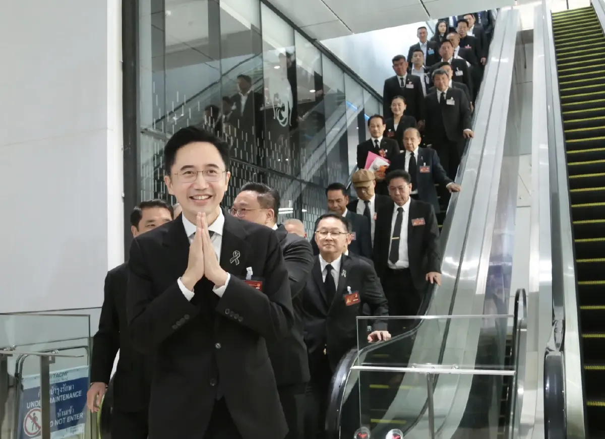 'ยศชนัน' บอกยังไม่คุย 'โควตารัฐมนตรี' เหตุรอตามขั้นตอน