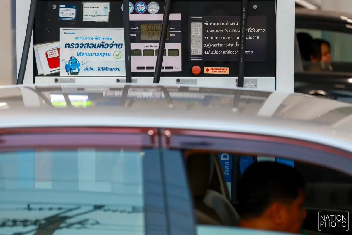 อยู่ให้ได้! เลิกตรึงราคาน้ำมันขึ้น 6 บาท ประชาชนโอด แพงก็ต้องเติม