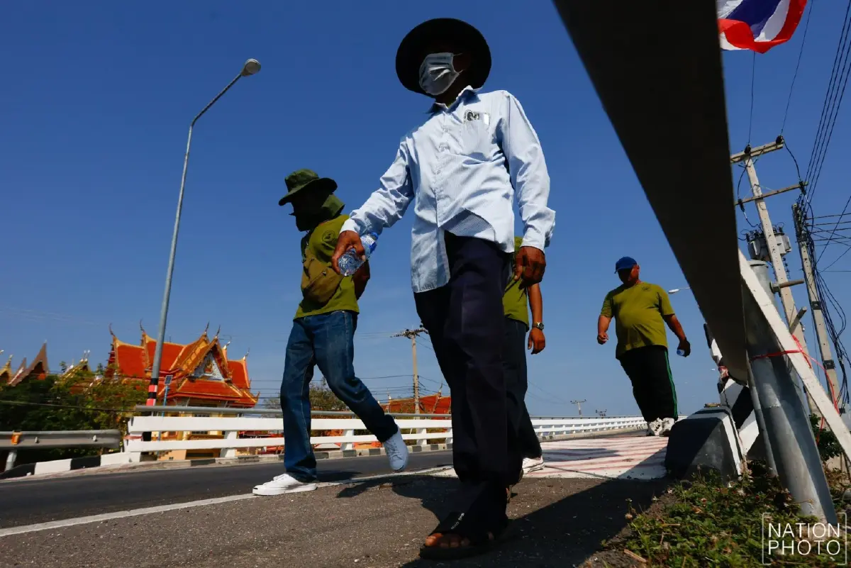 บุกค้าน โรงไฟฟ้า-โรงกลั่นน้ำมัน เพชรบุรี ชี้หายนะนกอพยพ-นาเกลือ