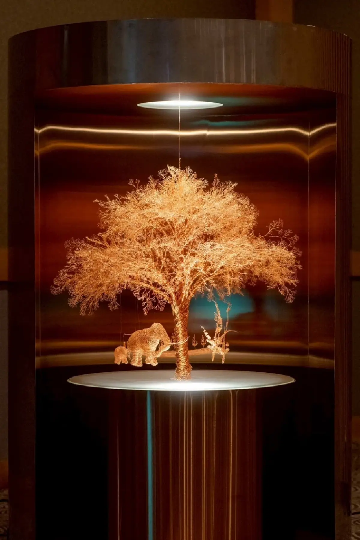 'กิ่งก้านแห่งยุคสมัย' คว้ารางวัลช้างเผือก เวทีประกวดศิลปกรรมช้างเผือก ครั้งที่ 15