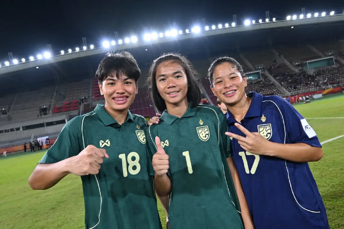 ดูบอลสด ฟุตบอลหญิง U20 ทีมชาติไทย พบ จีน ถ่ายทอดสด ชิงแชมป์เอเชีย 2026