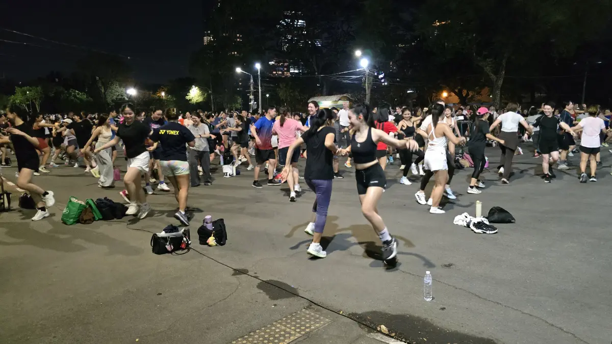 ‘แอโรบิค’ ที่ ‘สวนลุมพินี’ อยาก ‘สุขภาพดี’ ต้องมาเช็คอิน!