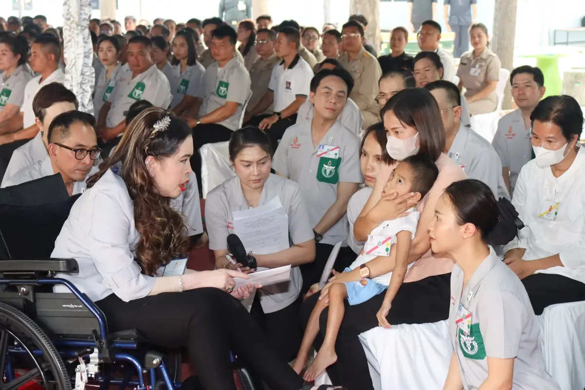 สมเด็จเจ้าฟ้าฯ กรมพระศรีสวางควัฒนฯ ทรงเสด็จเยี่ยมหน่วยแพทย์ พอ.สว.