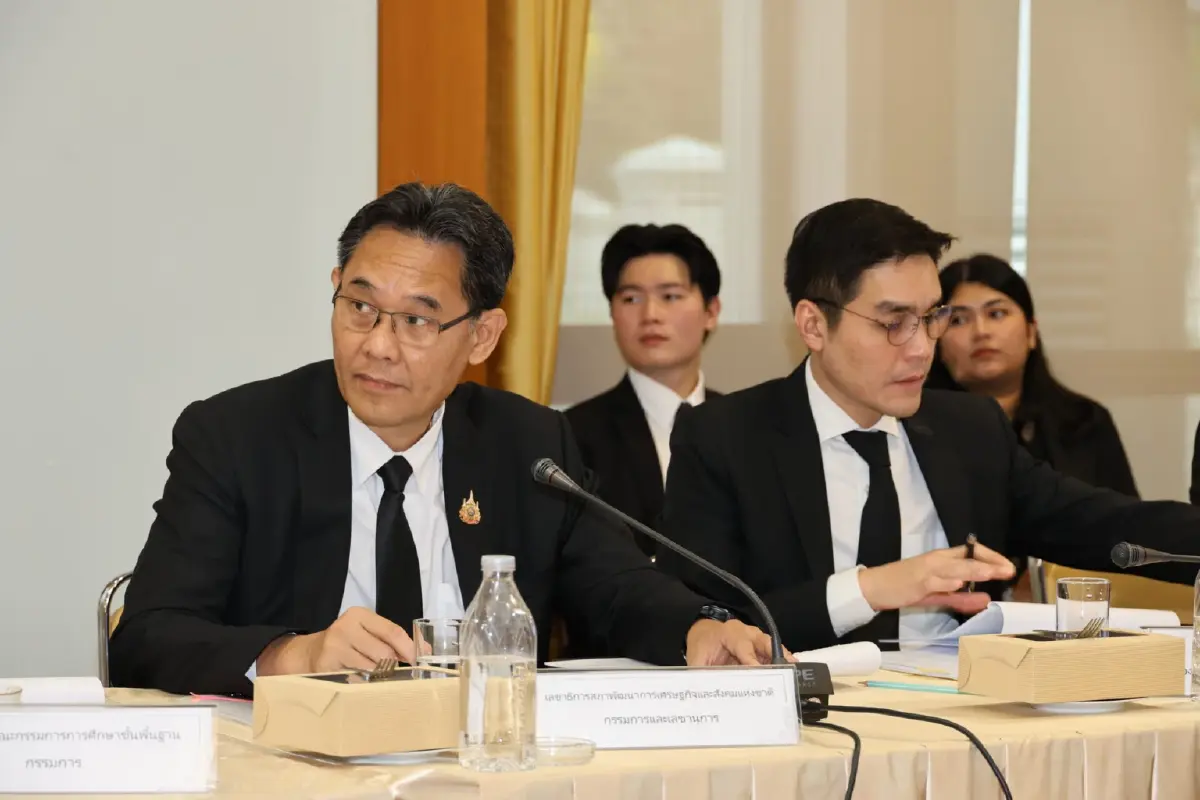 พล.อ.ประยุทธ์ ประธานประชุมโครงการพัฒนาอย่างยั่งยืนตามพระราชดำริ เดินหน้าโครงการพัฒนาบ้านน้ำรี จ.น่าน