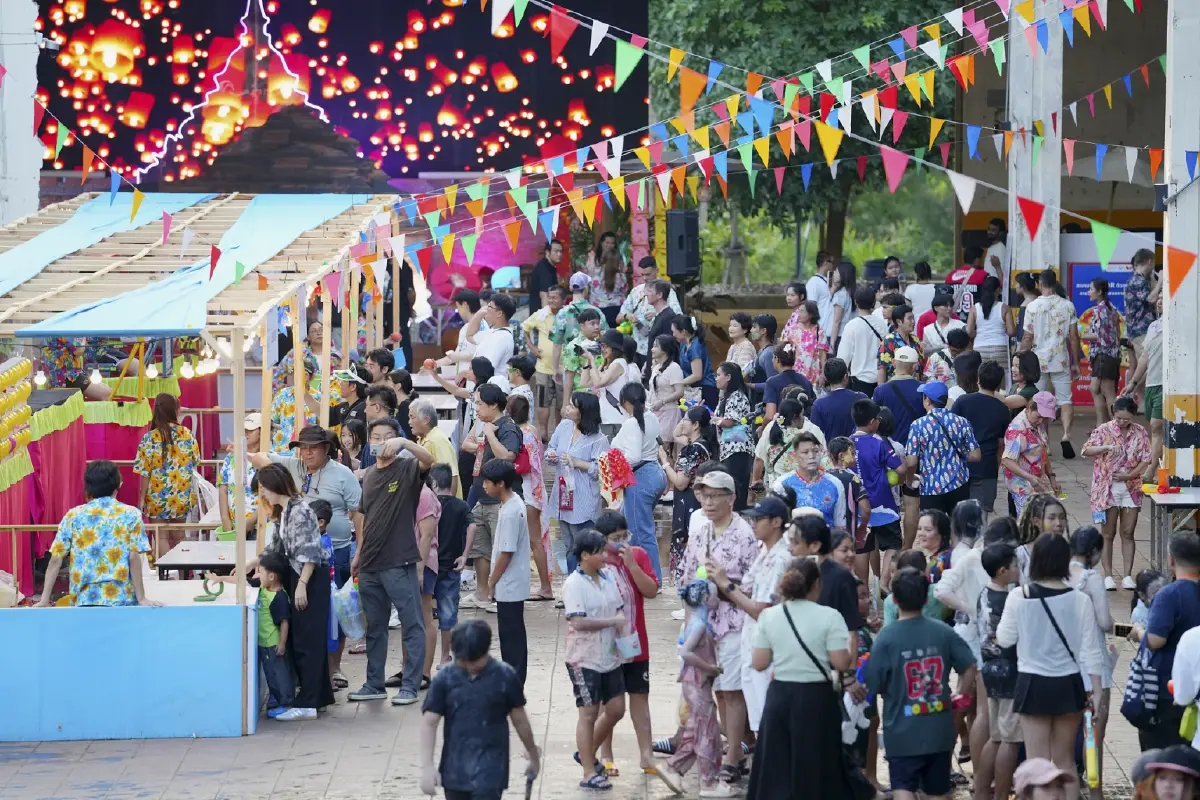 ททท. ปลื้มงาน ‘มหาสงกรานต์ 2569’ สวนเบญจกิติ นักท่องเที่ยวแห่ร่วมงาน 3 แสนคน