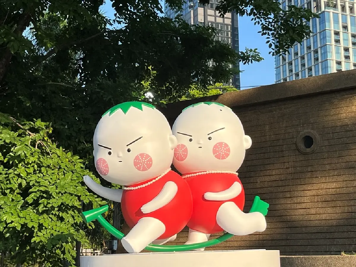 Crybaby นำทีมก๊วนอาร์ตทอยไทยแปลงร่างรับประเพณีไทย สงกรานต์ 2569