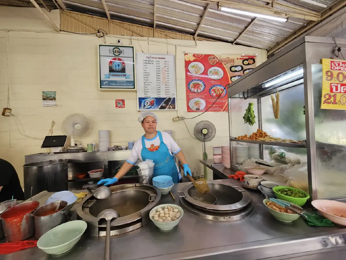 ‘5 ร้านก๋วยเตี๋ยวลูกชิ้นปลา’ อร่อยในดวงใจหมูหวานชวนชิม