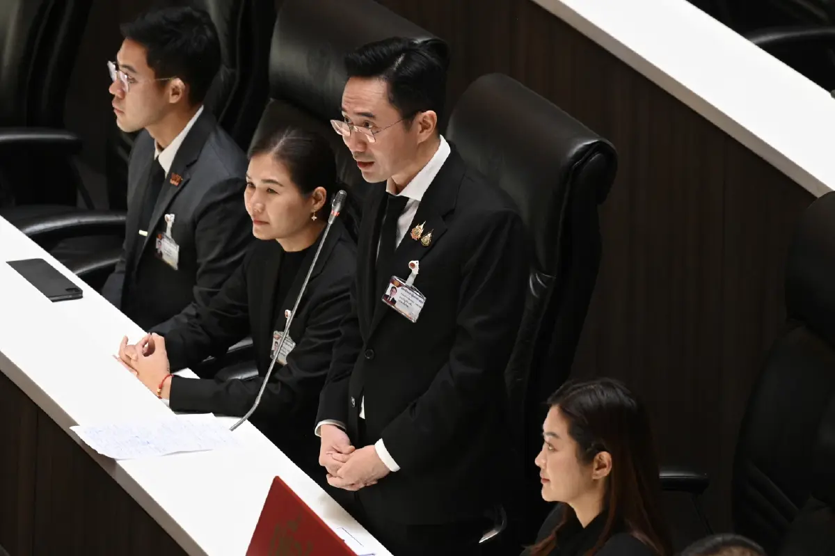 'ภท.' ยึดหัวหาด กวาด ‘14 ปธ.กมธ.’ สกัด ‘ฝ่ายค้าน’ ป้อง ‘ฝ่ายบริหาร’