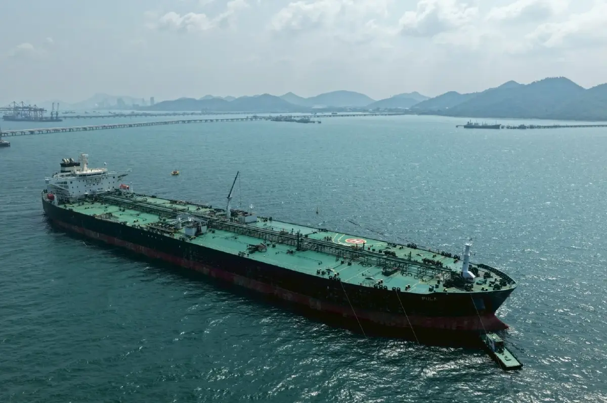 เปิดภาพ! เรือขนส่งน้ำมันดิบ ถึงท่าเรือโรงกลั่นน้ำมันบางจาก ศรีราชา
