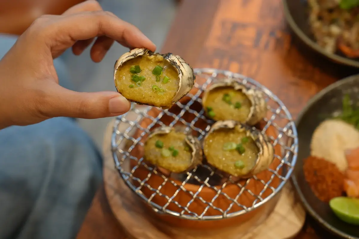 ปลุกตำนานแจ่วฮ้อนออนห้าง รีวิว 'จุ่มแซ่บฮัท' แซ่บแบบ Home Cooking