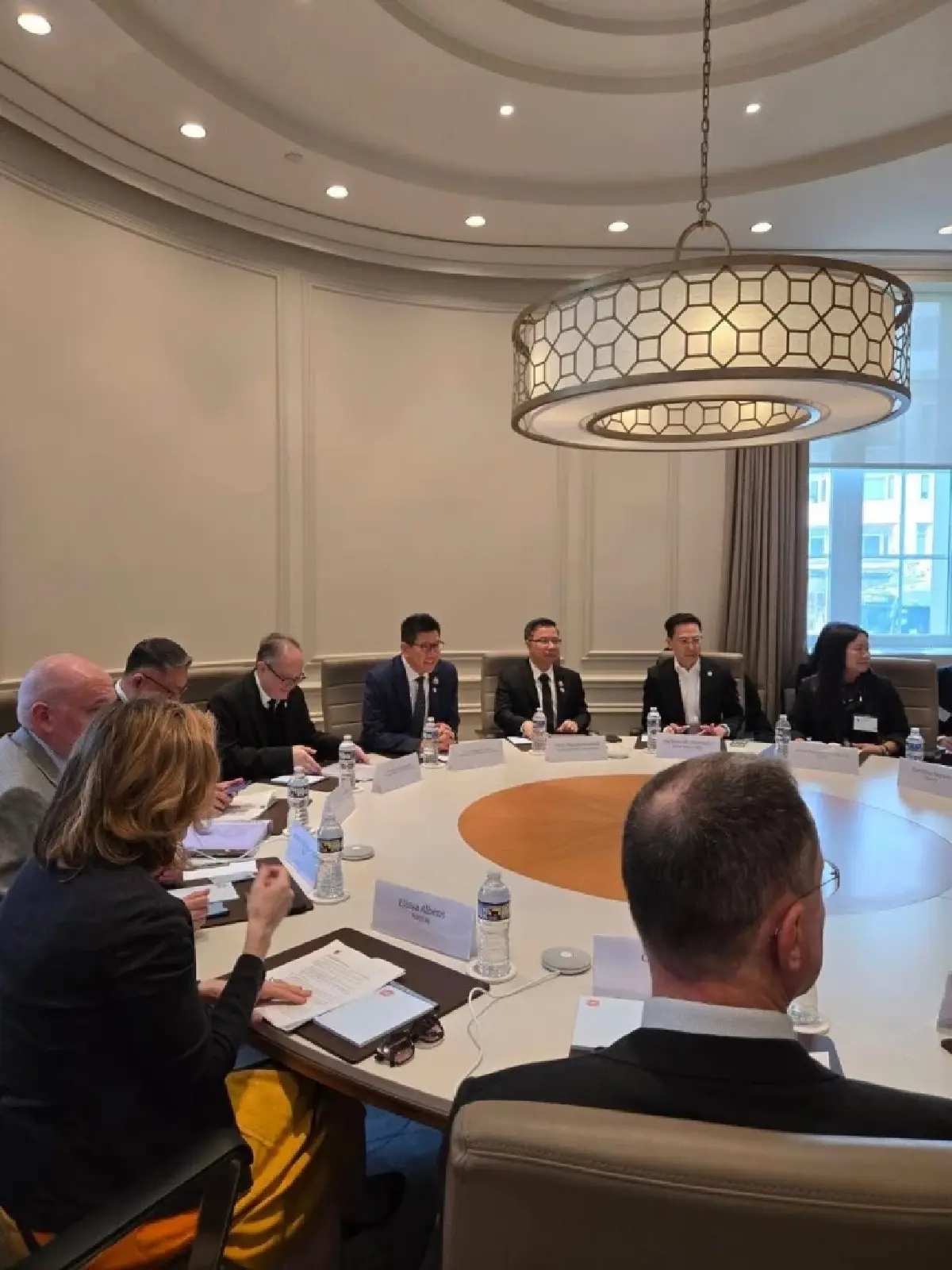 ‘เอกนิติ’ ถกหอการค้าสหรัฐฯ ดึงลงทุนเทคโนโลยี รับมือภาษีการค้าโลกใหม่