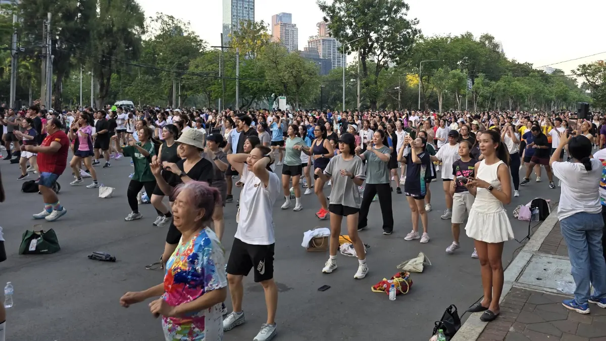 ‘แอโรบิค’ ที่ ‘สวนลุมพินี’ อยาก ‘สุขภาพดี’ ต้องมาเช็คอิน!