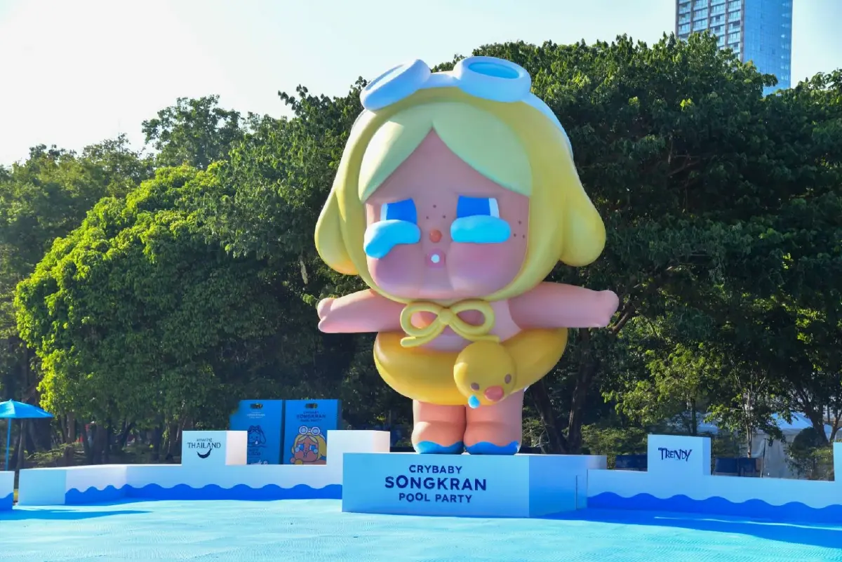 สวนลุมฯ ไม่ได้มีแค่เต้นแอโรบิก เที่ยวสงกรานต์งาน ‘เสน่ห์อาร์ต’ เช็กอินกับคาแรกเตอร์ดังของศิลปินไทย