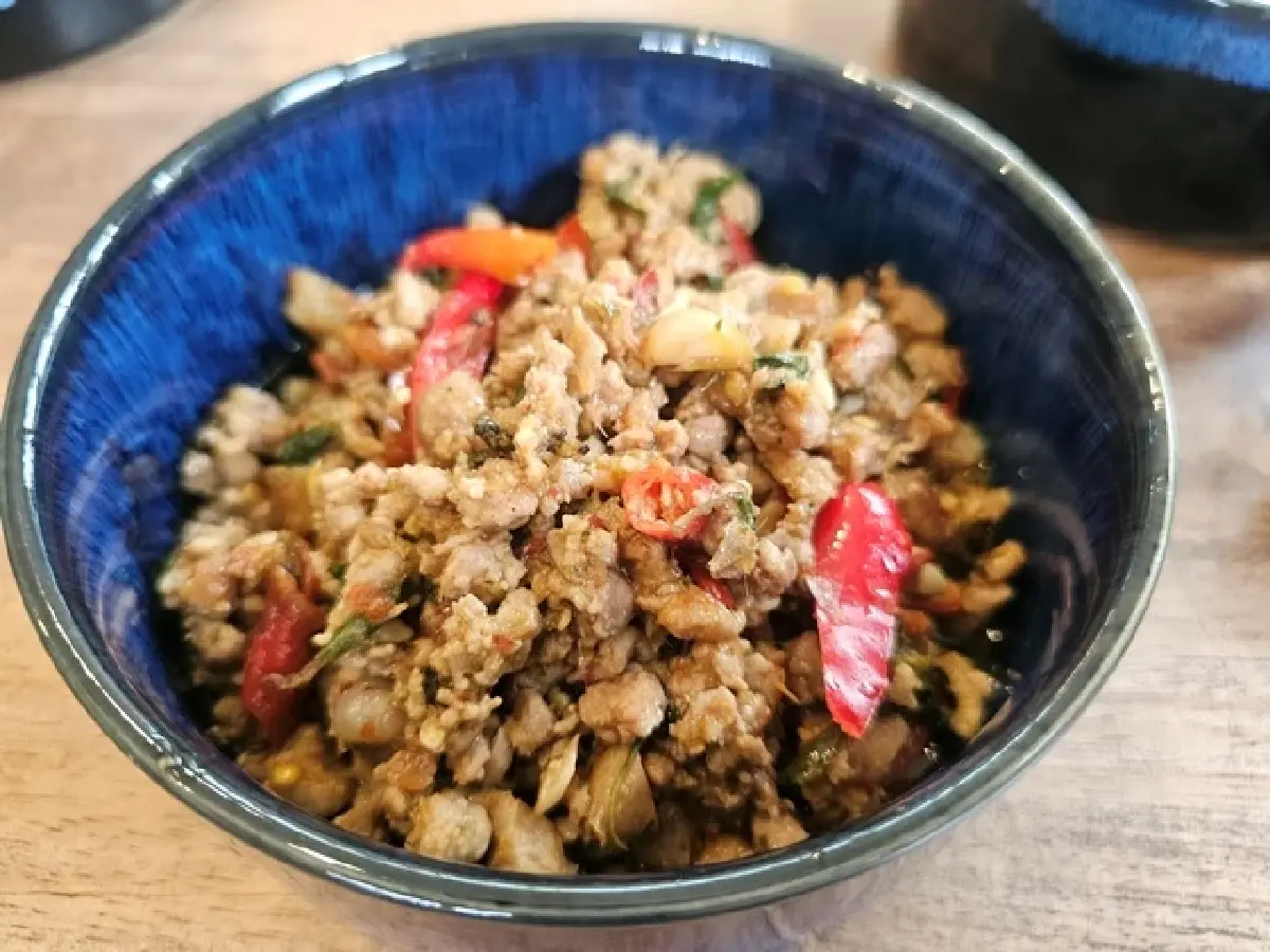 ‘ตามมี’ (Tham me) ร้านข้าวแกงเพื่อสุขภาพ อร่อยมีที่มา สาขาสัมมากร