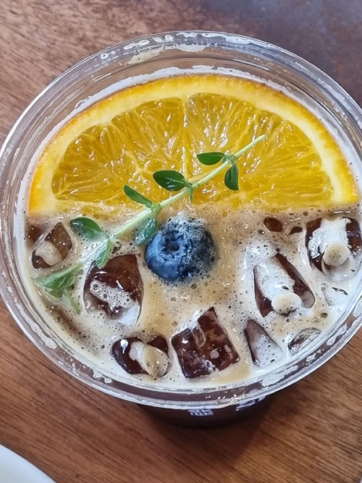 ‘เฮ้าย่งเซ้ง’ คาเฟ่ในโรงงานซีอิ๊ว 120 ปี ริมคลองบางหลวง