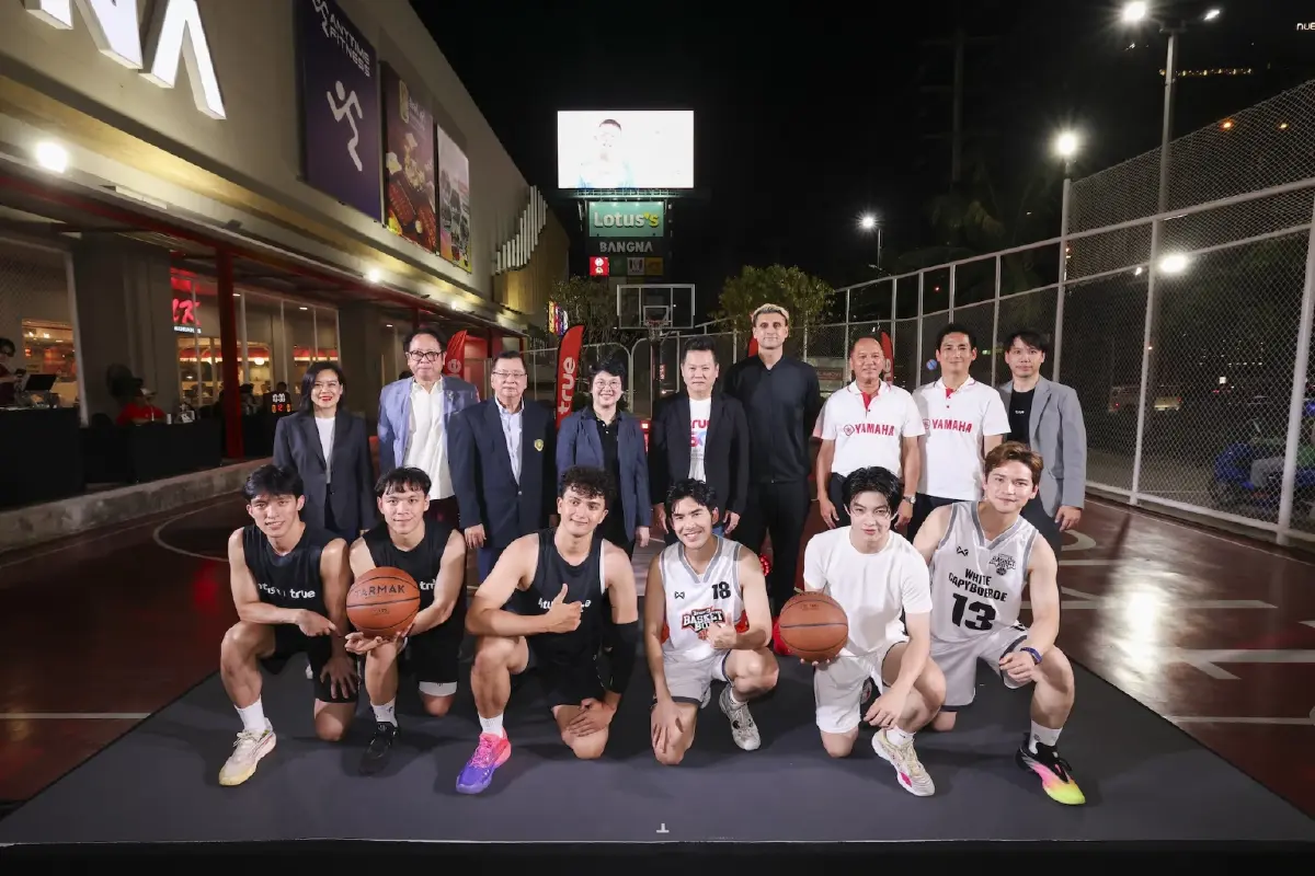 ทรู x โลตัส พลิก 'ลานหน้าศูนย์การค้า' สู่ 'ลานประลองฝัน' True Alpha Urban Ground