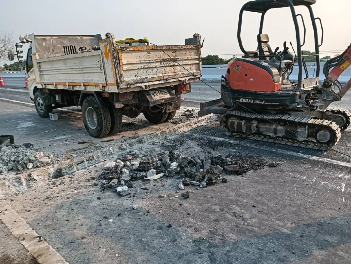 เลี่ยงรถติด กระทบผู้ใช้ทาง ถนนสายเอเชีย ขาออก กทม. ปิดถนน ซ่อมทาง