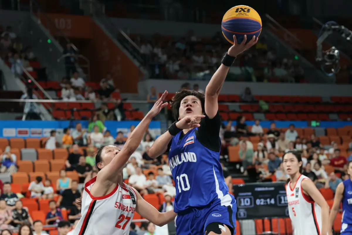 LIVE สด 'ไทย พบ จีน' ถ่ายทอดสด บาสเกตบอล 3x3 หญิง เอเชียนบีช เกมส์ 2026