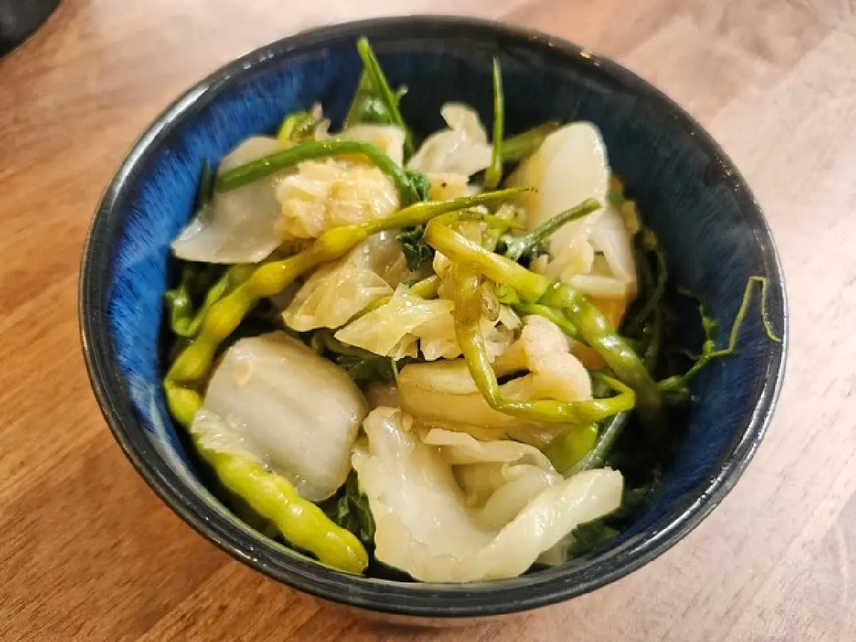 ‘ตามมี’ (Tham me) ร้านข้าวแกงเพื่อสุขภาพ อร่อยมีที่มา สาขาสัมมากร