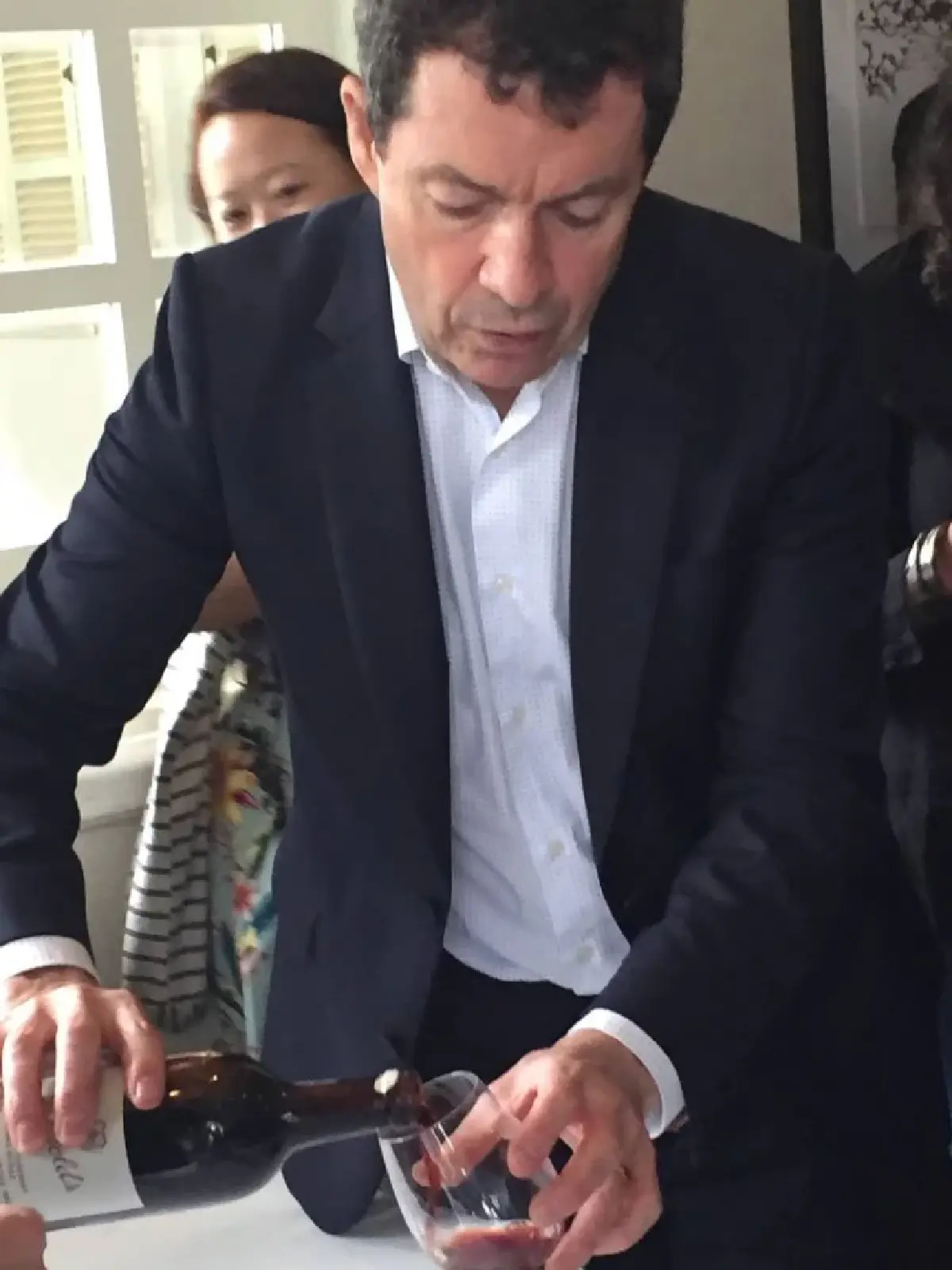 รีคอร์ก ไวน์ : ต่อลมหายใจให้ท่านผู้เฒ่า