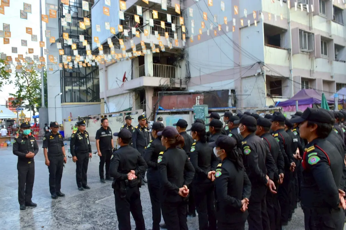 เทศกิจพรึ่บ ถนนข้าวสารพื้นที่โดยรอบ หลังปิดสงกรานต์