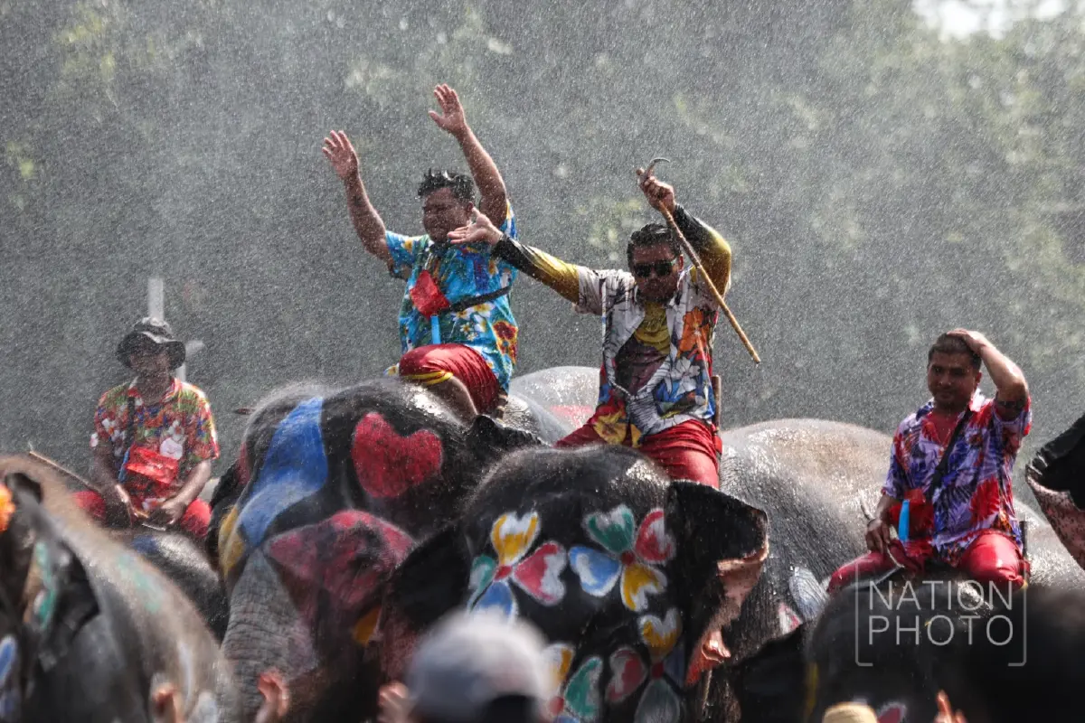 พลังซอฟต์พาวเวอร์ ทัพช้างแสนรู้ บุกกรุงเก่า เล่นน้ำสงกรานต์ 2569