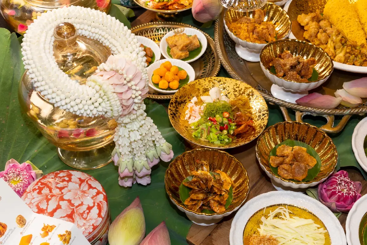 'ข้าวแช่อย่างข้าวขวัญ' ร้านสรรพรส เครื่องเคียงสูตรโบราณ 30 อย่าง