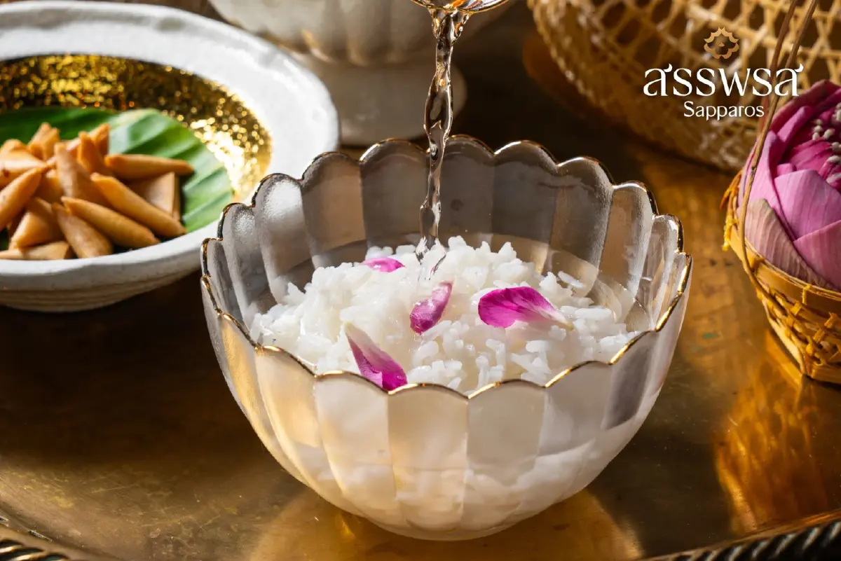 'ข้าวแช่อย่างข้าวขวัญ' ร้านสรรพรส เครื่องเคียงสูตรโบราณ 30 อย่าง