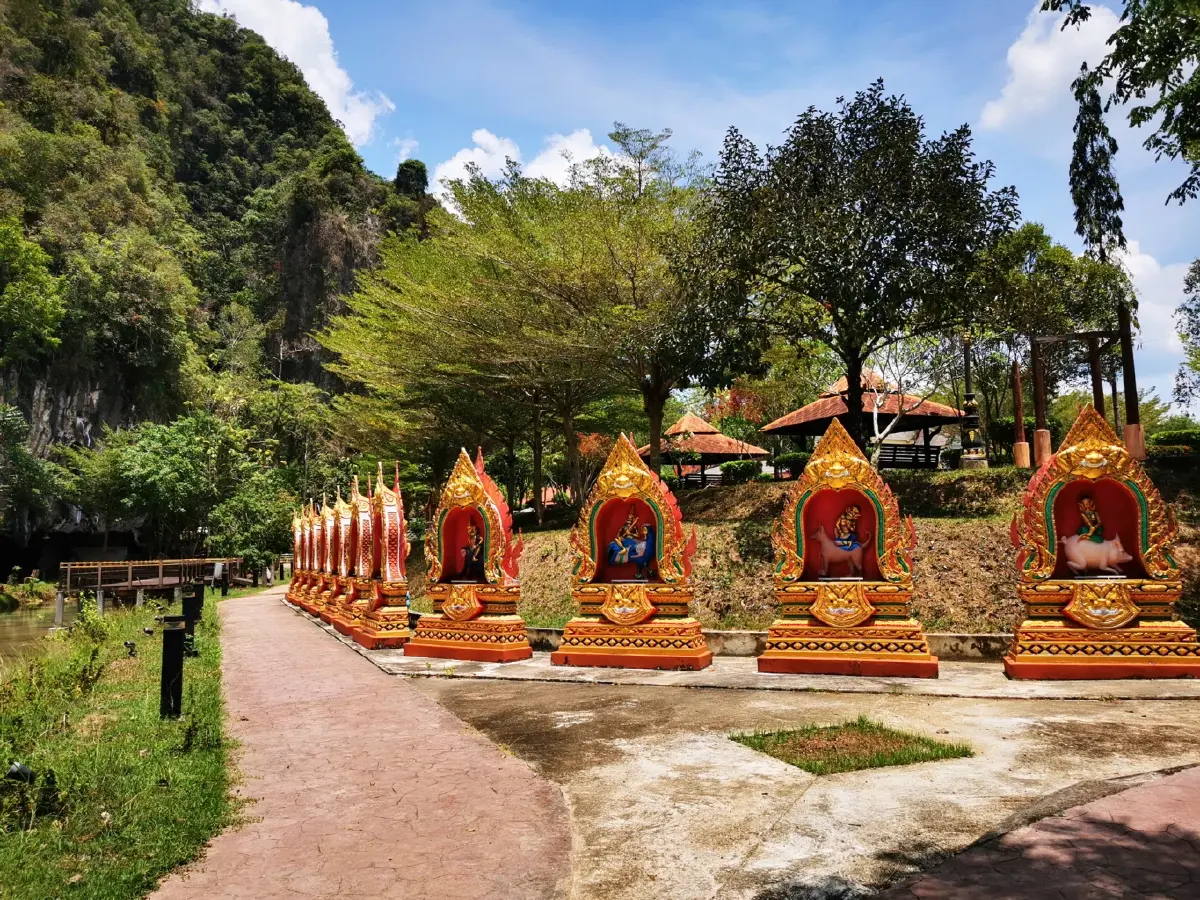 ​​​​ถ้ำตลอด... สุดยอดของถ้ำใต้