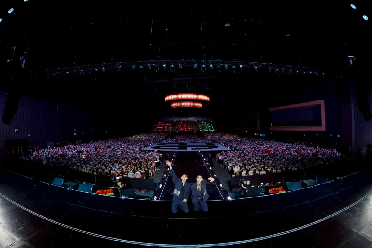 ‘ฟอส-บุ๊ค’ จัดเต็มโชว์พิเศษใน ‘FORCE BOOK FUNTOPIA FANCON’ ขึ้นอันดับ 1 เทรนด์ X สองวันรวด