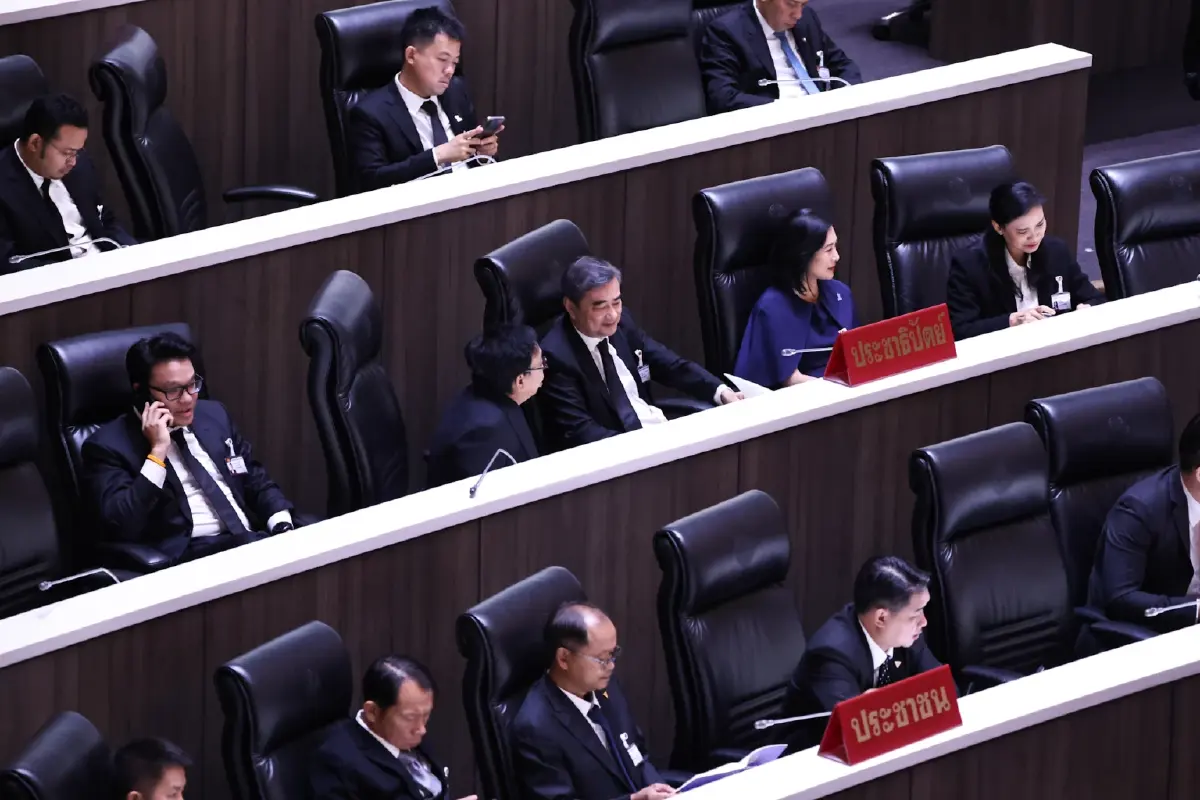 'ฝ่ายค้าน' คิกออฟ เกมสภา '5 พรรค' ขยับ รุก ‘ภูมิใจไทย-เพื่อไทย’