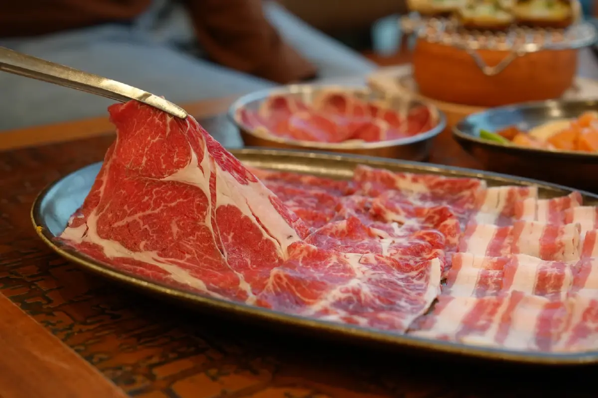 ปลุกตำนานแจ่วฮ้อนออนห้าง รีวิว 'จุ่มแซ่บฮัท' แซ่บแบบ Home Cooking