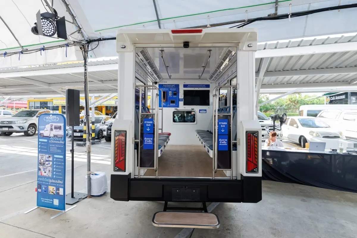 แนวคิดใหม่ รถสองแถว เพิ่มความสะดวก ปลอดภัย โตโยต้า นำร่อง