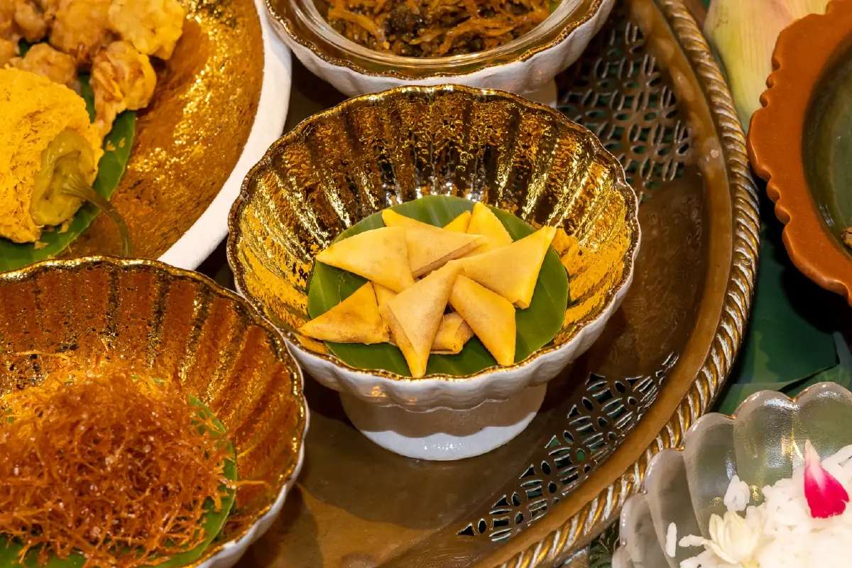 'ข้าวแช่อย่างข้าวขวัญ' ร้านสรรพรส เครื่องเคียงสูตรโบราณ 30 อย่าง